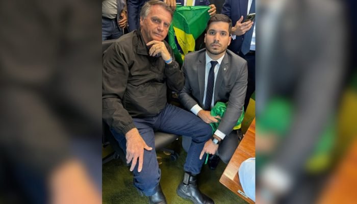 Bolsonaro-2-6 Bolsonaro-2-6