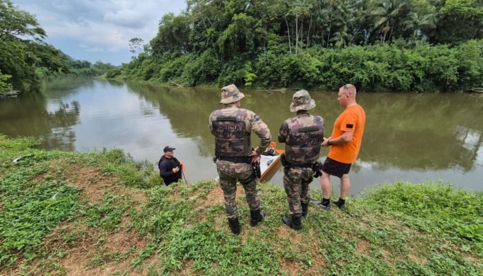 peixes-mortos-em-rio-de-timbo-expoem-grave-crime-ambiental-2
