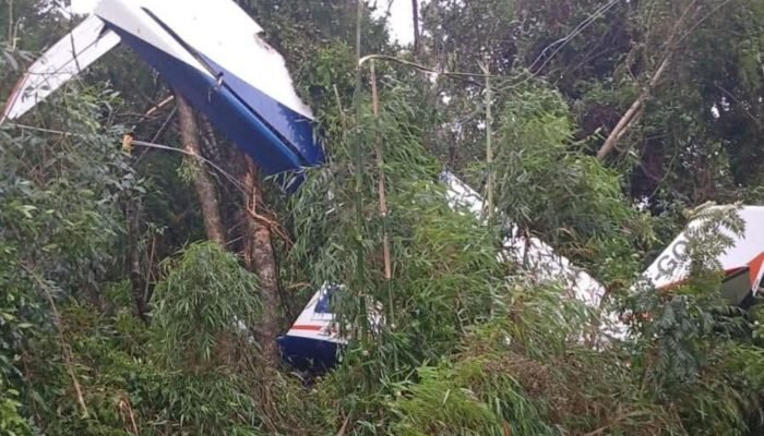 piloto-morre-apos-queda-de-aviao-no-parana