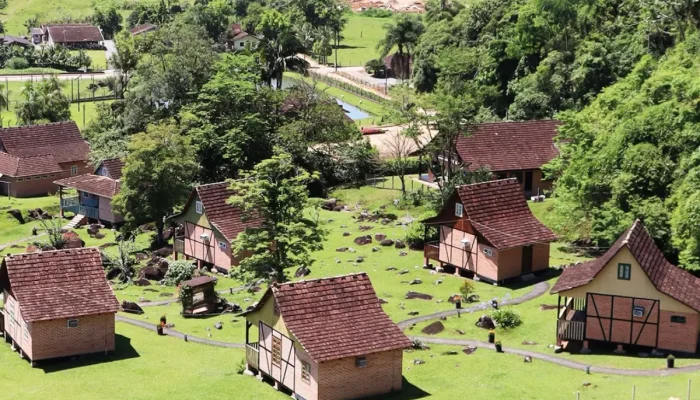 pomerode-paraiso-enxaimel-mundo-antigo-divulgacao